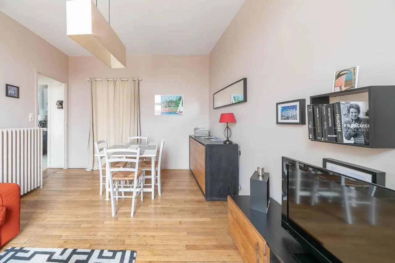 Le Larbaud - Appartement Calme Et Lumineux En Centre Ville Vichy