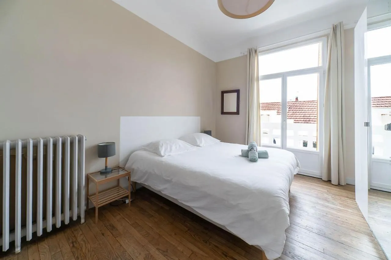 Le Larbaud - Appartement Calme Et Lumineux En Centre Ville Vichy