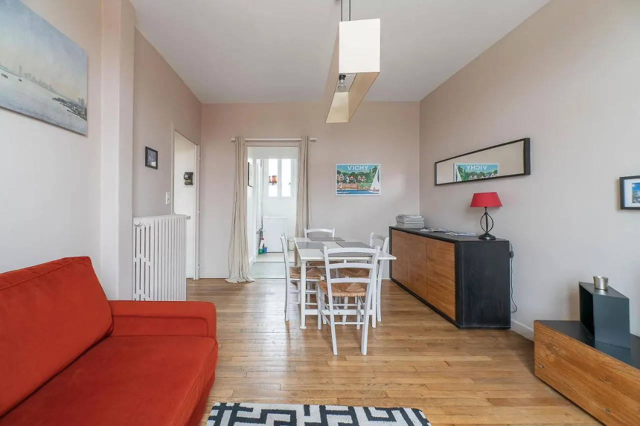 Le Larbaud - Appartement Calme Et Lumineux En Centre Ville Vichy