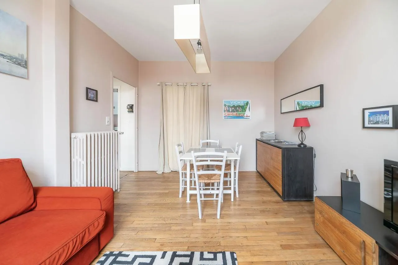 Le Larbaud - Appartement Calme Et Lumineux En Centre Ville Vichy France