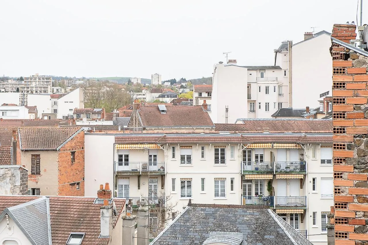 Le Larbaud - Appartement Calme Et Lumineux En Centre Ville Vichy 0*,  France