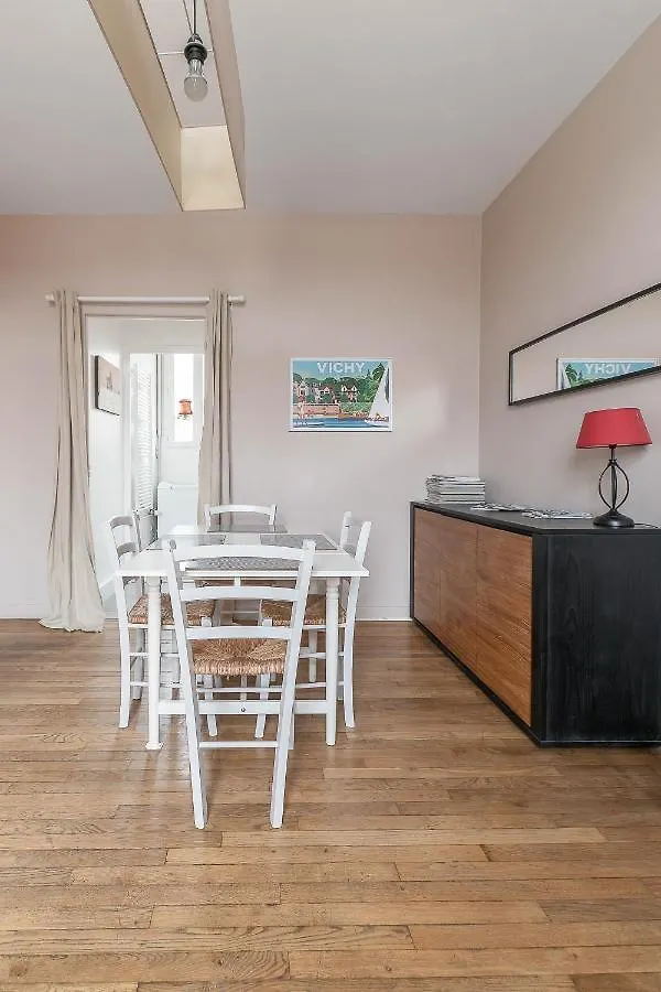 Le Larbaud - Appartement Calme Et Lumineux En Centre Ville Vichy France